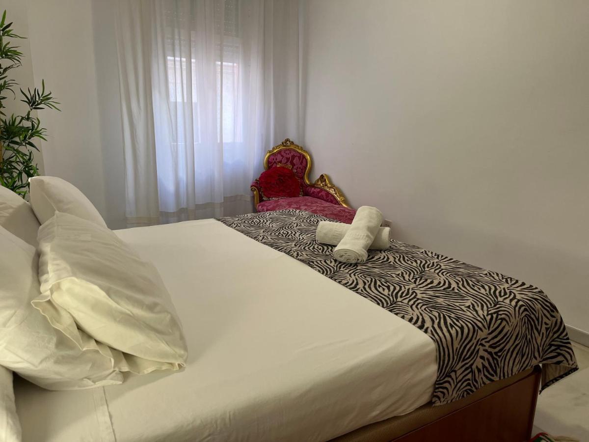 Very Nice Apartament. City Center. Private Parking Sevilla Exteriör bild